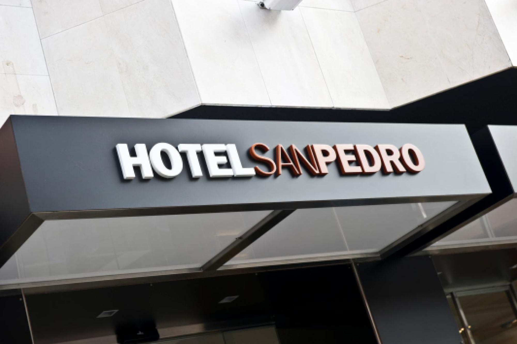 Hotel San Pedro Langreo Dış mekan fotoğraf